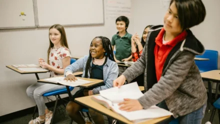 From Warner Bros. to Blumhouse: How the Five Nights at Freddy’s Film Evolved into a Stranger‑Things‑Style Thriller