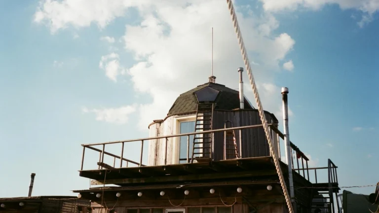 Marshall McLuhan’s Prophetic Warnings: How a Dismissed Scholar Foresaw the Digital Age